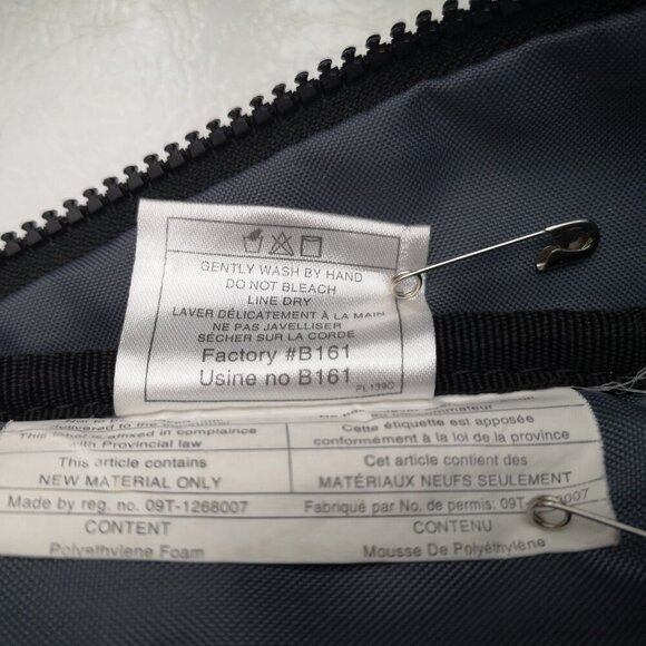 2 / $30.00 - Adidas Unisex Dark Grey Zipper Closure Padded Back Backpack - Picture 7 of 12